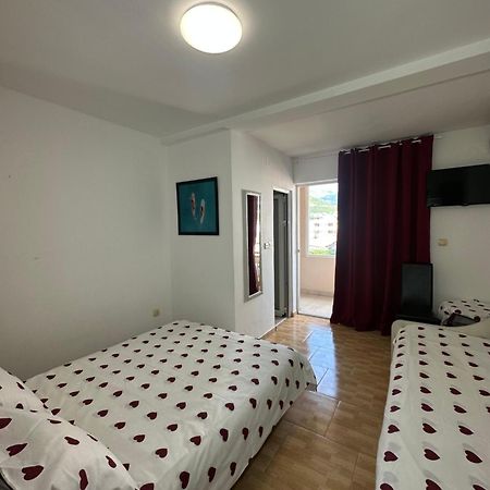 Apartmani Simona 부드바 외부 사진