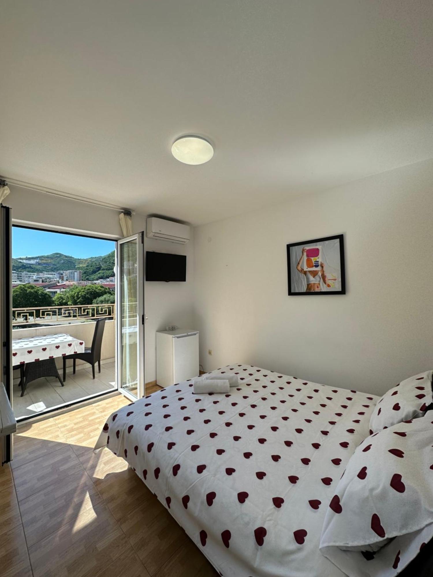 Apartmani Simona 부드바 외부 사진